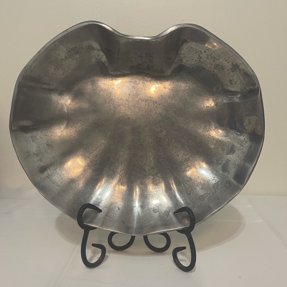 Pewter Clam Serving Dish 13”X10”X2.5”